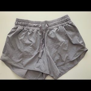 Hotty Hot short long size 6